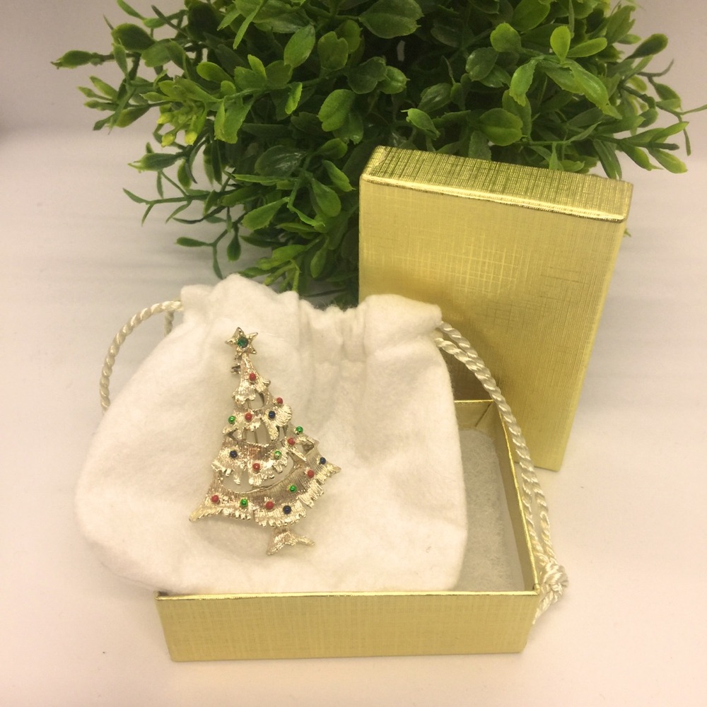 Signed Gerry’s Goldtone Christmas Tree Pun Brooch
